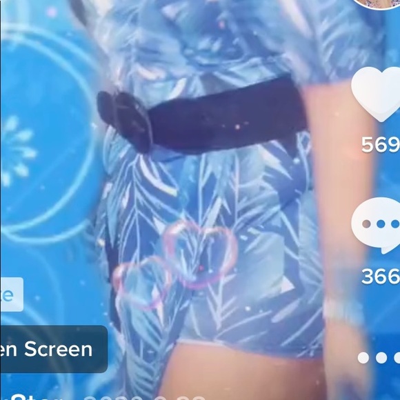 Dress/ Rumper - Picture 7 of 7